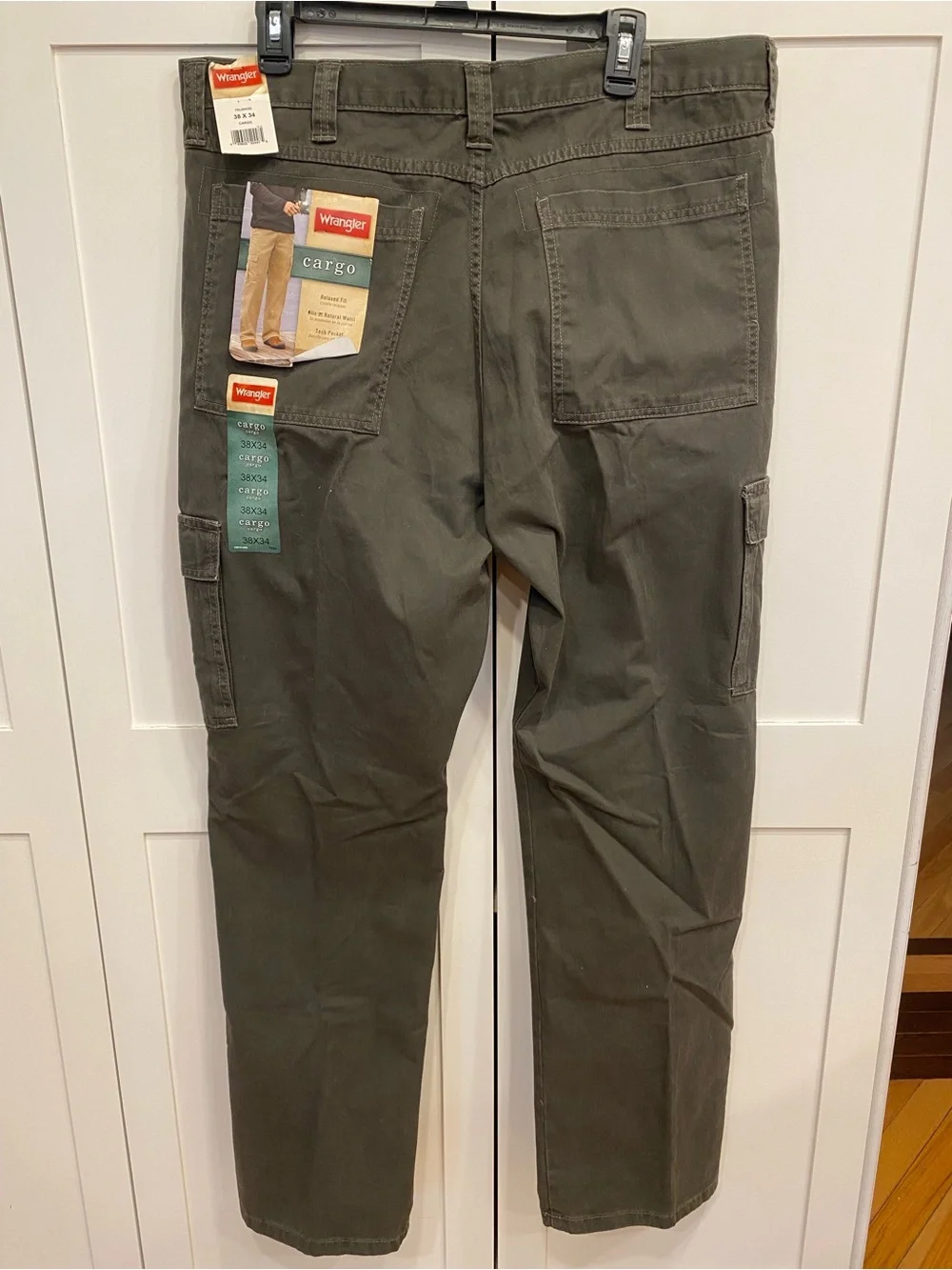 Wrangler Cargo Relaxed Fit Pants Men's 38x34 Gray Tech Pocket 70LGHOD